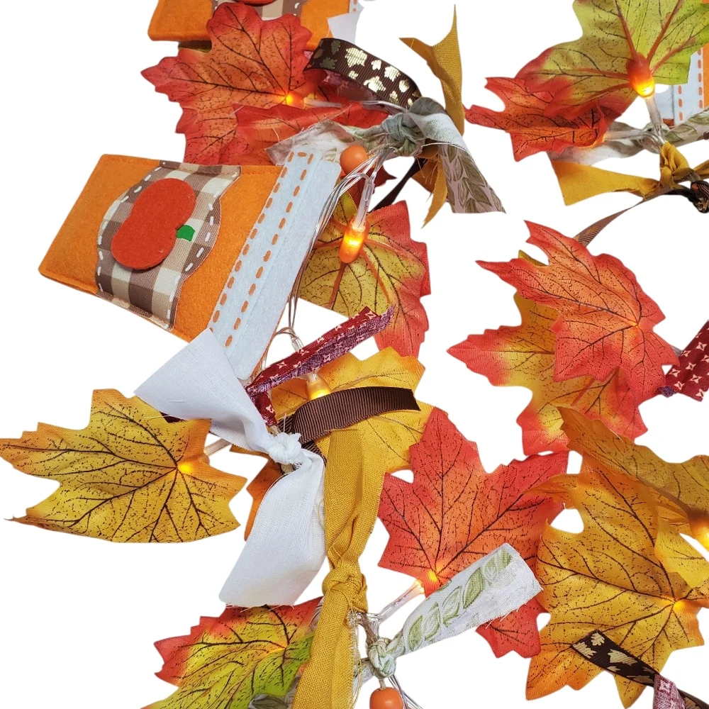 NWOT Autumn LED Lighted Garland with Latte Pumpkin Cups Banner
